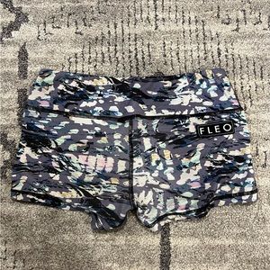 Fleo Shorts